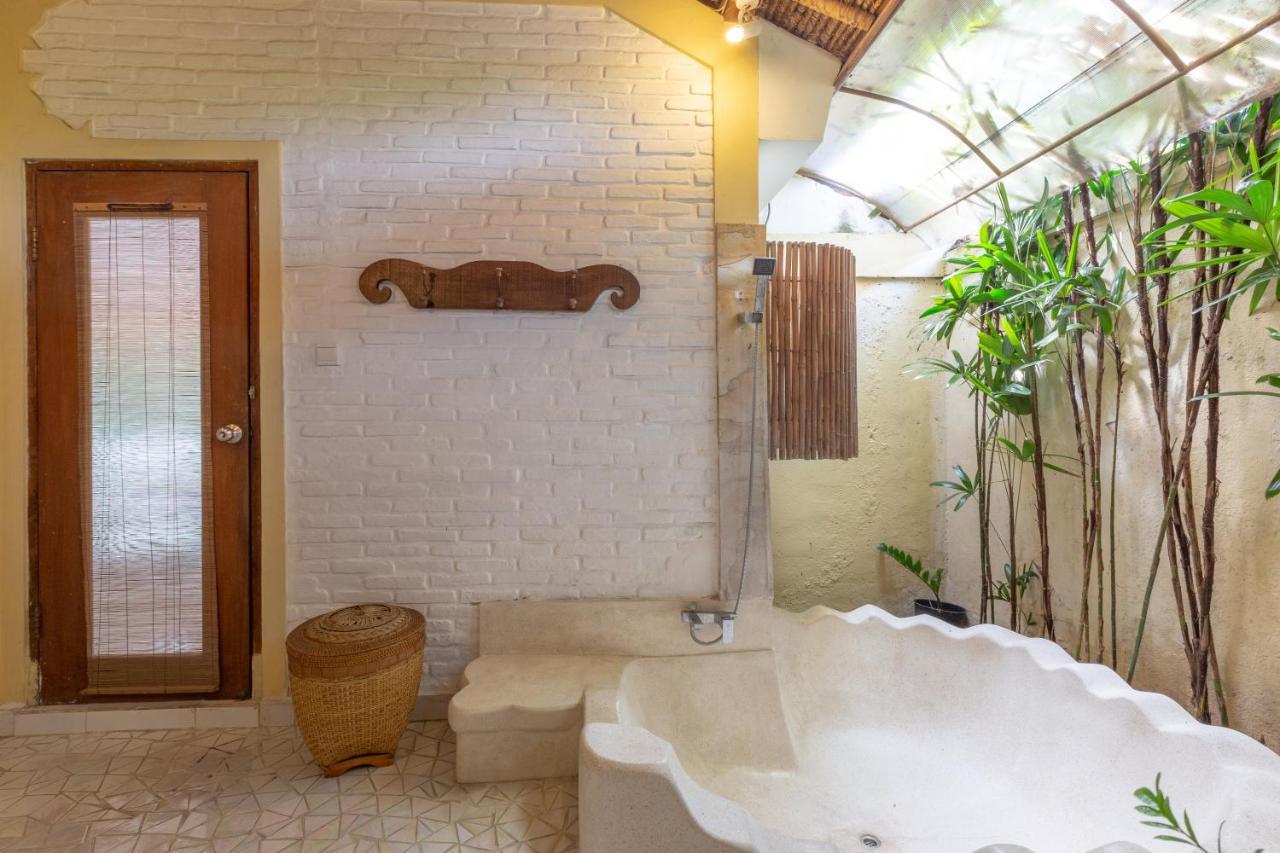 Villa Poppy Seminyak Εξωτερικό φωτογραφία