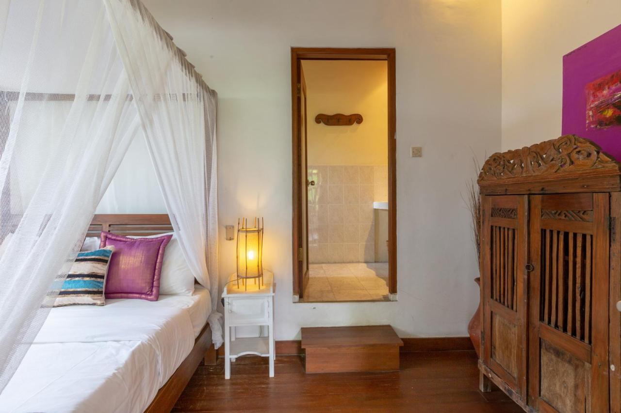 Villa Poppy Seminyak Εξωτερικό φωτογραφία
